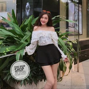 Cute off shoulder top